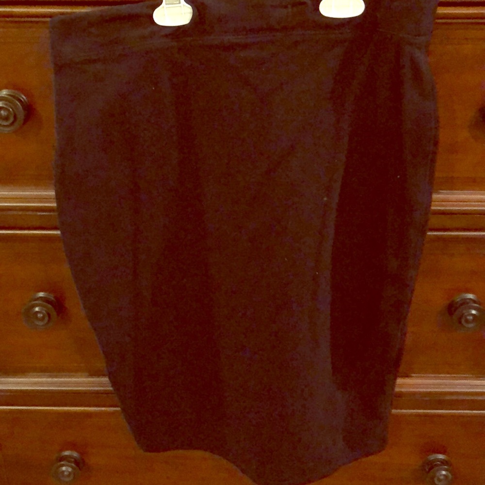 Old Navey- black skirt